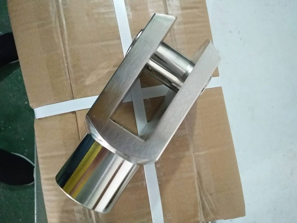 Y -pin clevis